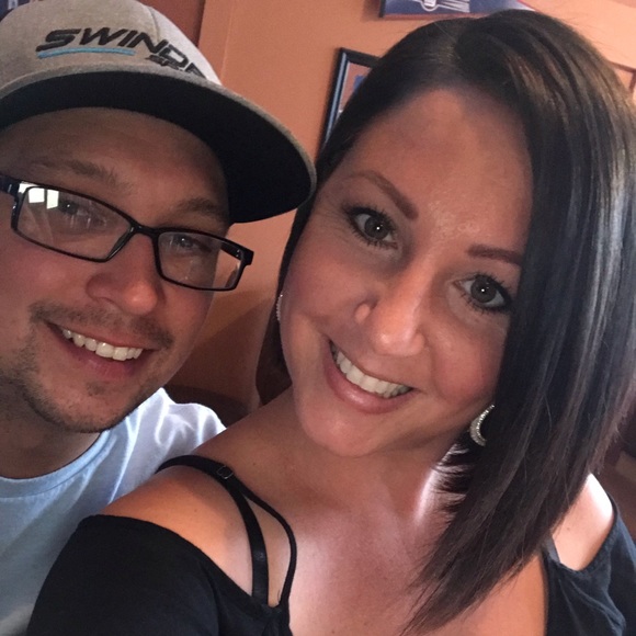 Meet your Posher, Lindsay - Picture 1 of 1